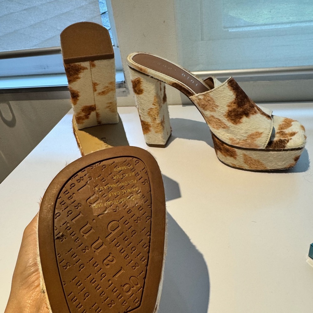 Gianni Bini Brown and Cream Platform Mules - Picture 4 of 4